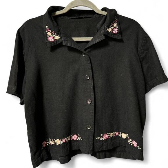 Unknown Tops - Small / medium vintage short linen black boxy blouse with embroidered floral